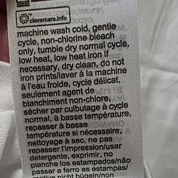 Calvin Klein Basic Tee - Picture 4 of 4